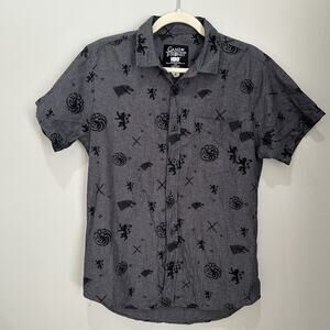 Men’s Game Of Thrones HBO Button Up Short Sleeve Shirt Size M Gray Front Pocket‎